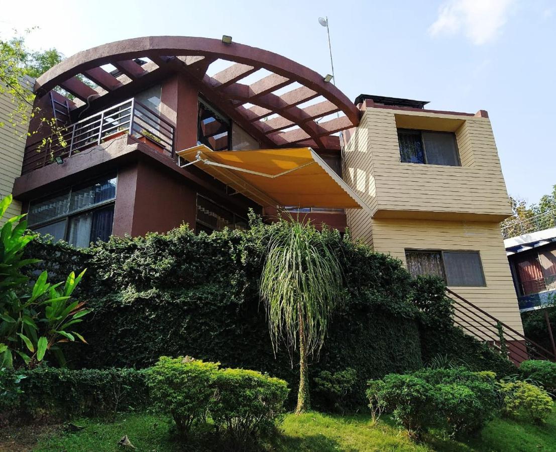 Karjat Villa Екстер'єр фото