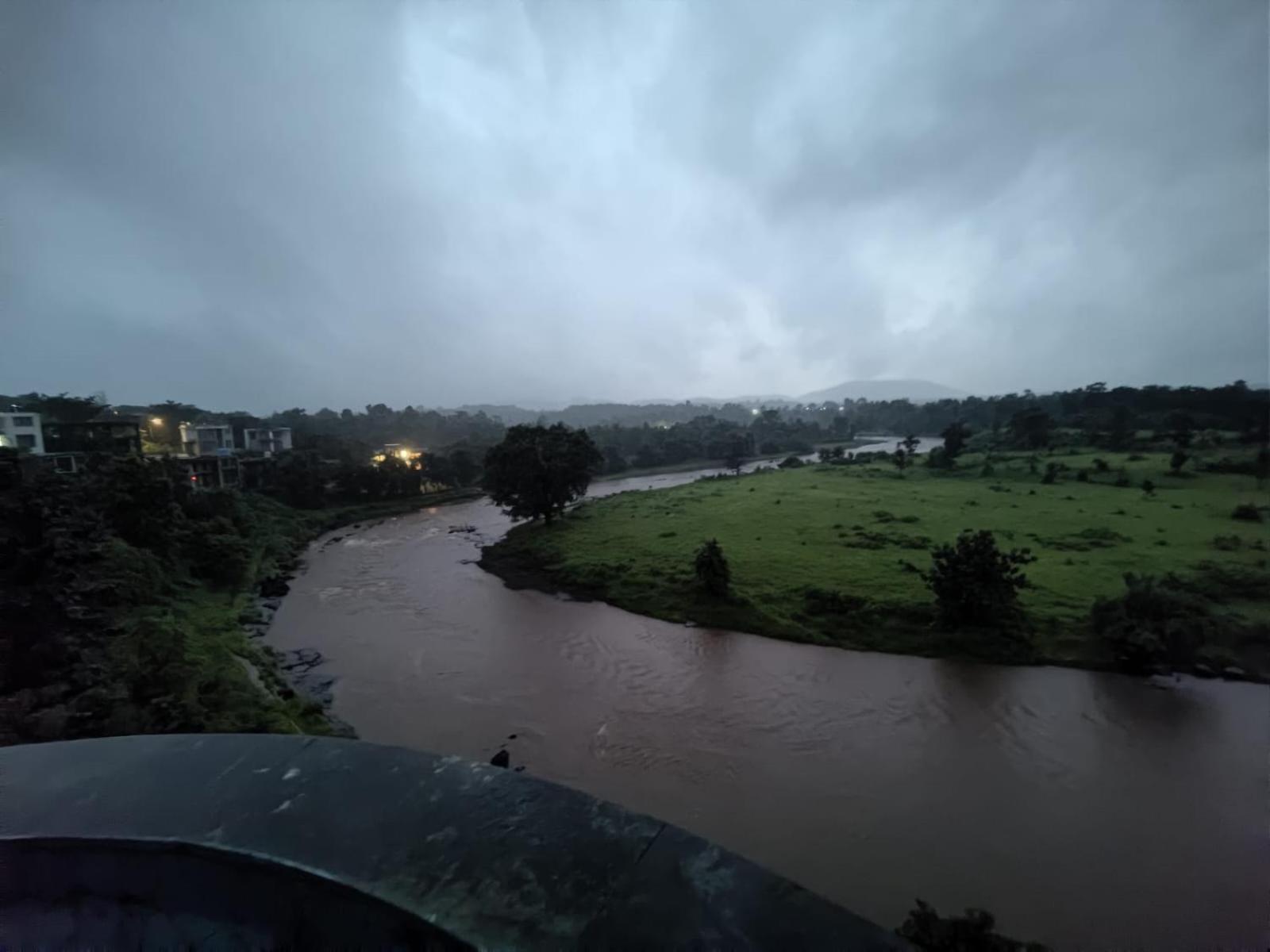Karjat Villa Екстер'єр фото