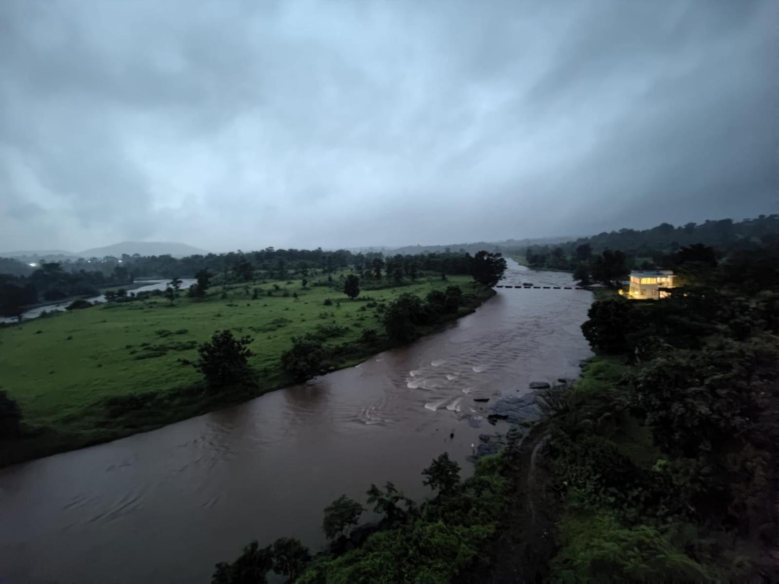 Karjat Villa Екстер'єр фото